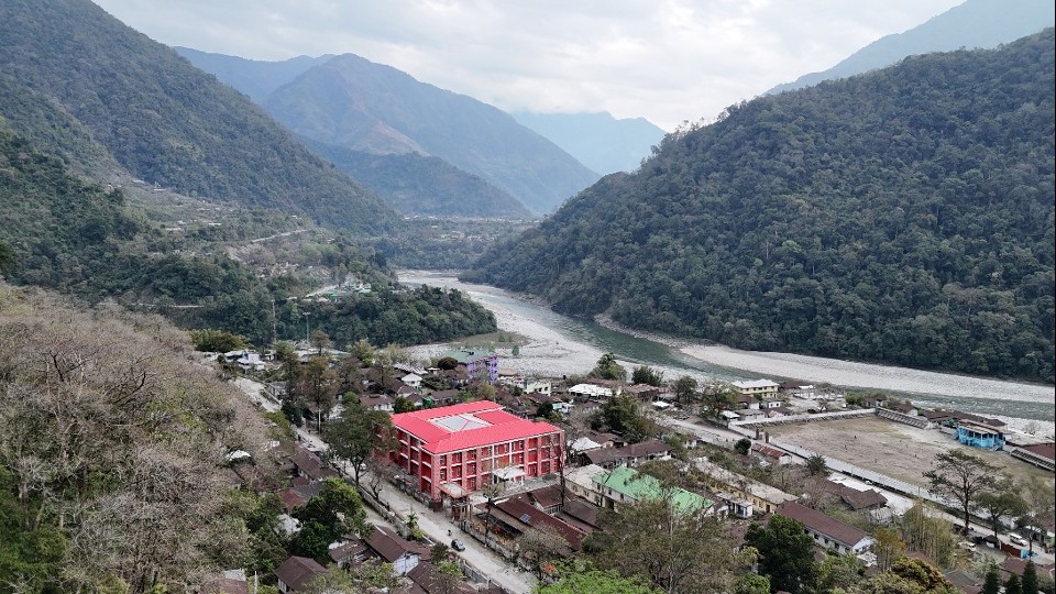 River valley view near Hayuliang
