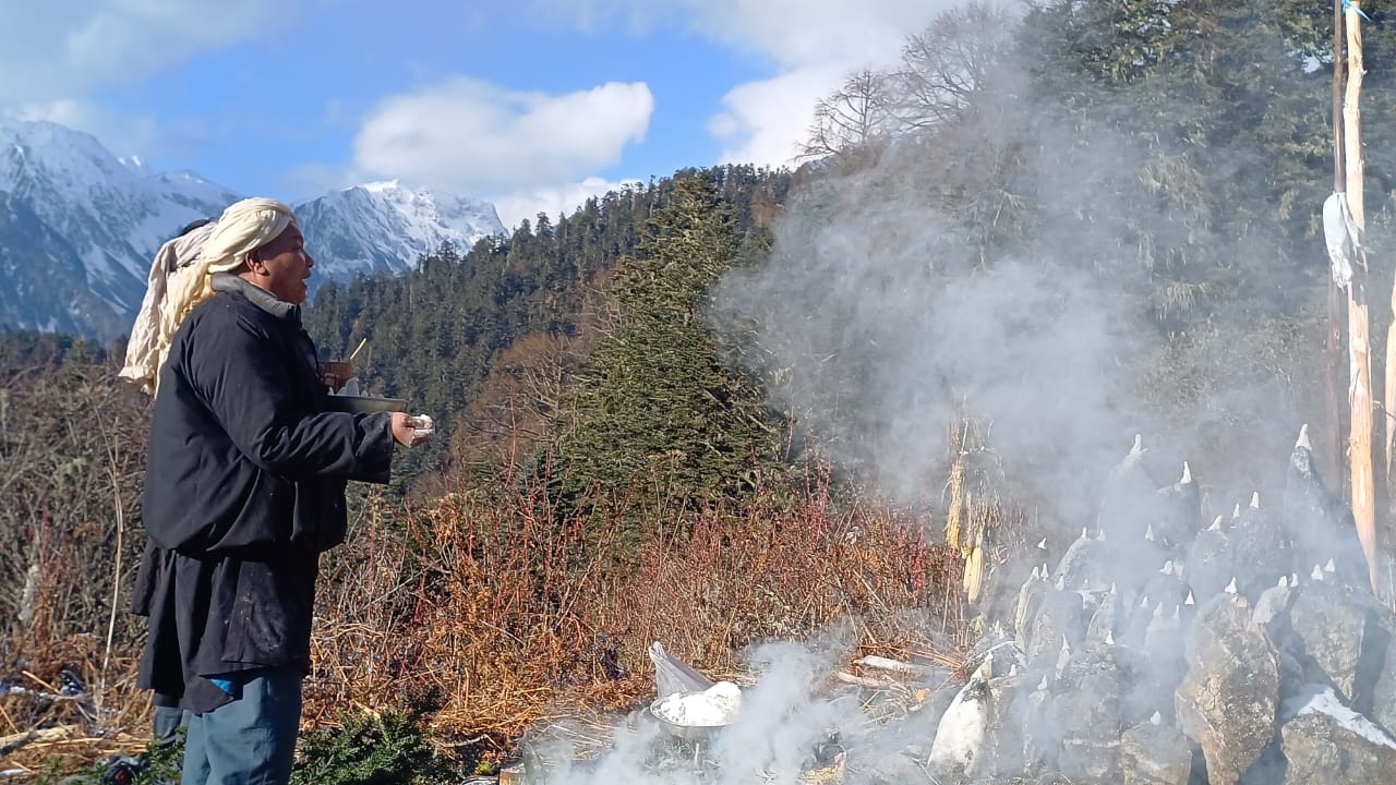 Lachut Festival ceremony scene