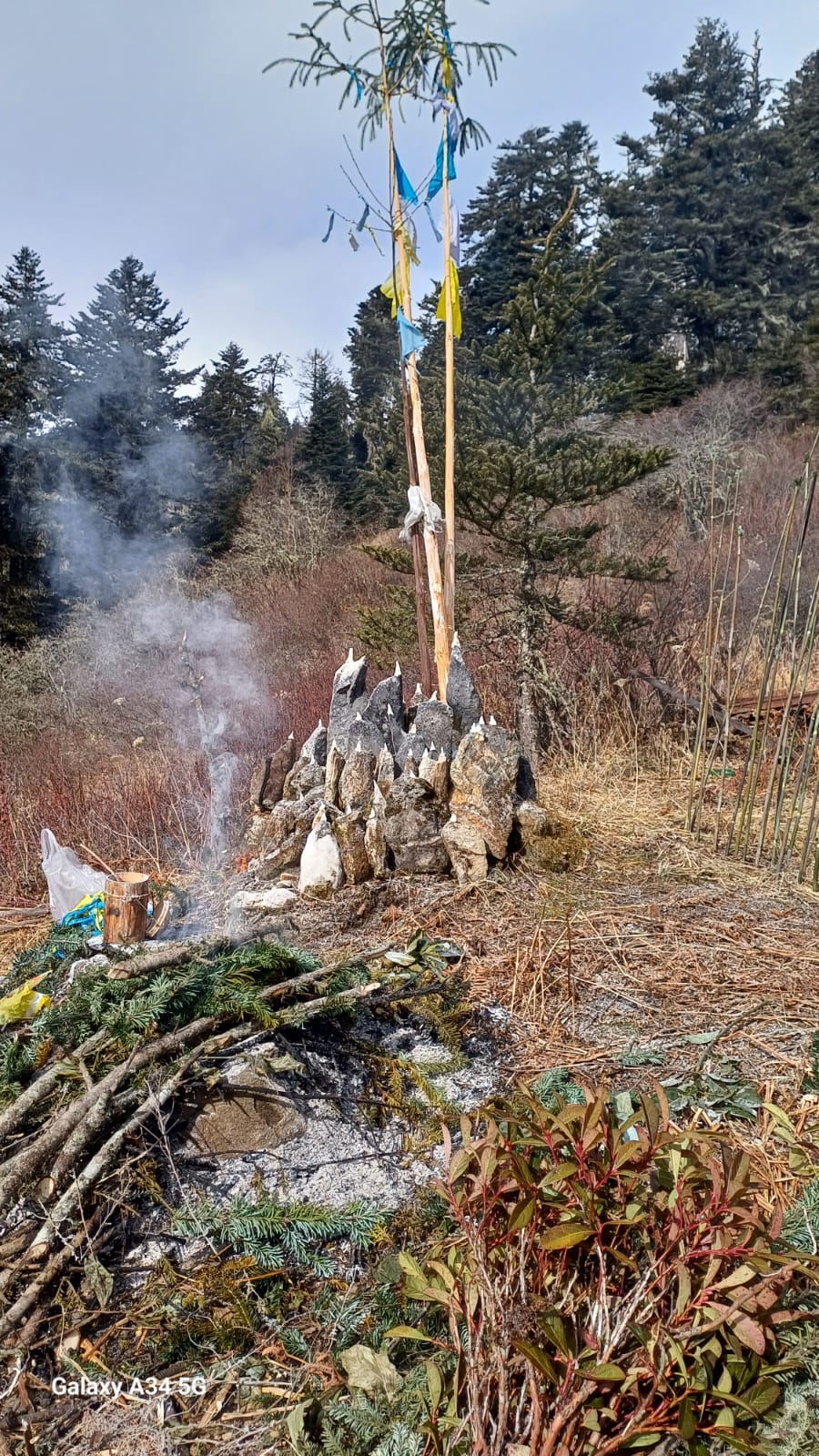 Lachut Festival gathering and offerings