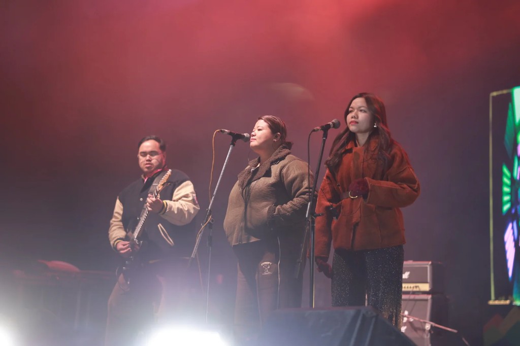 Sunrise Festival Dong photo 15